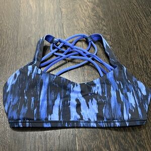 Lululemon bra size 4 great used condition